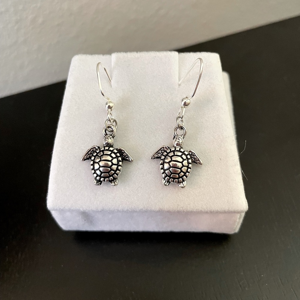 Handmade Turtle Fishhook Earrings - Picture 1 of 3